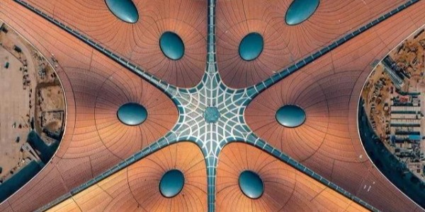 中國(guó)這個(gè)超級(jí)工程，震驚了全球！有63個(gè)天安門廣場(chǎng)大，卻只有8根柱子