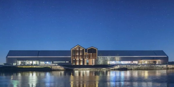 浪漫！建筑就像一艘白色大船，這是京杭大運(yùn)河的最美「漂浮長(zhǎng)廊」